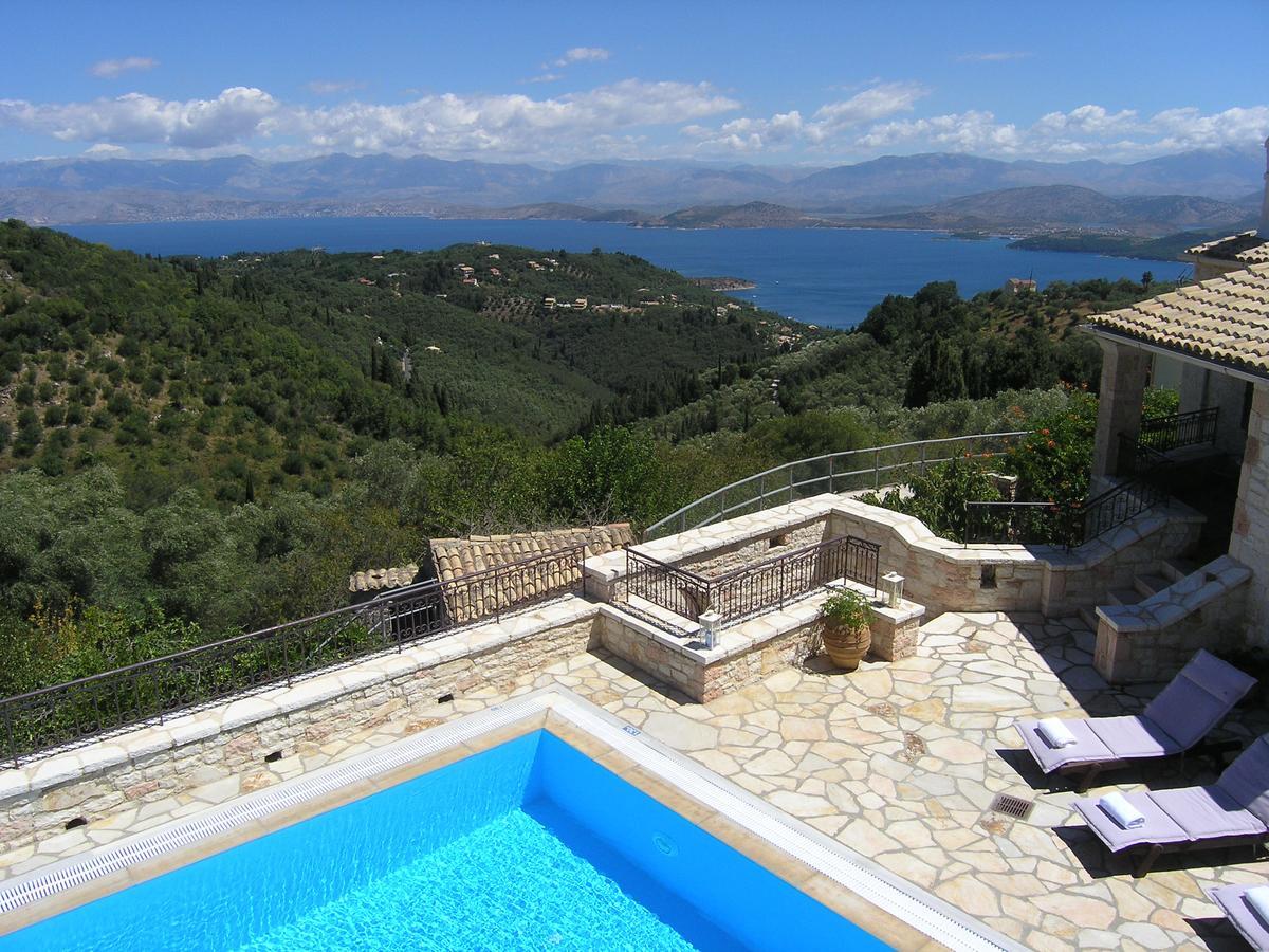Villa Traditional Stone Olympia *